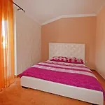 Zare וילה פורץ